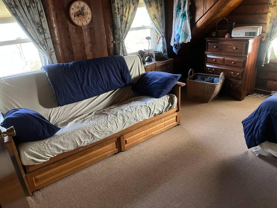 Acorn Resort A Unique Retreat Cabin, 13 Acres Land Bloomington Eksteriør bilde